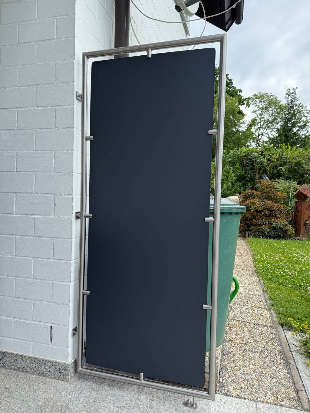 Sichtschutz mit Blechfüllung